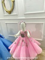 Handbeaded structured dress - Image 6